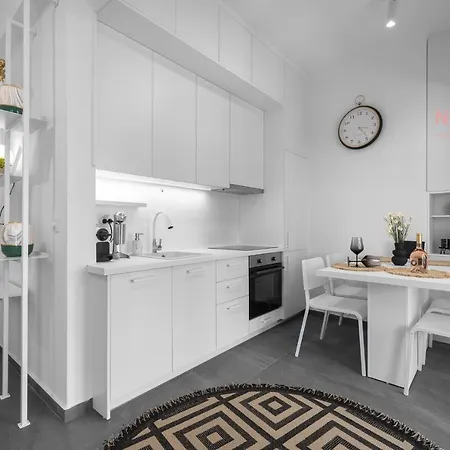 Lusso Bianco, Nilie Hospitality Mgmt Lejlighed